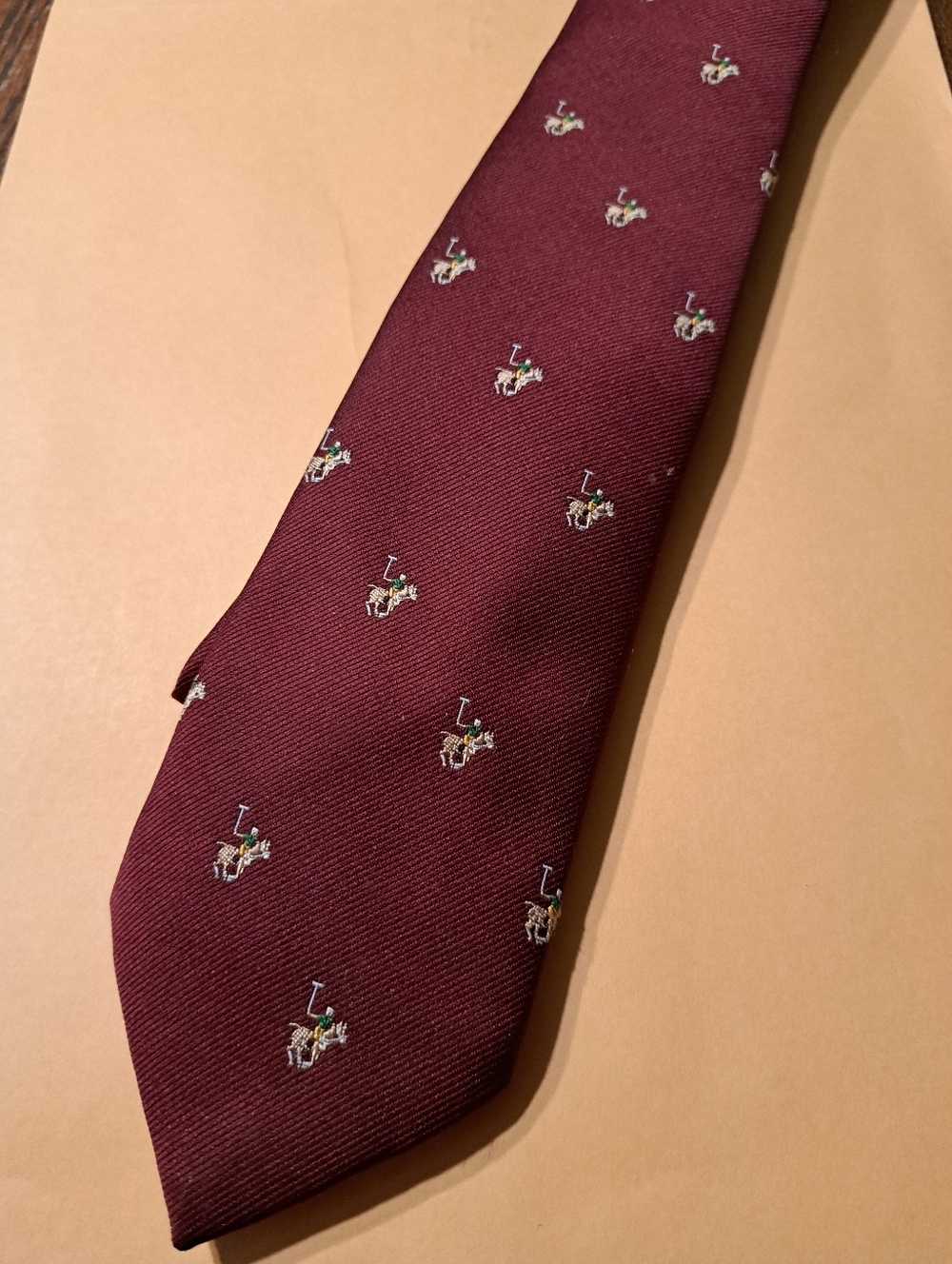 Vintage Resilio Belk Burgandy Gold Polo Equestrian Horse Necktie Mens Tie
